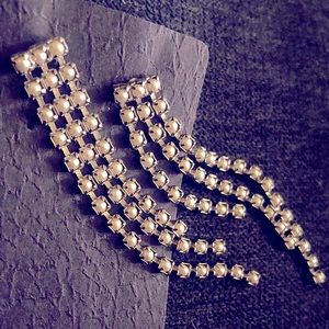 Trendy vintage dangle earrings